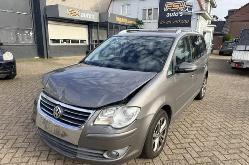 Volkswagen Touran (2010)