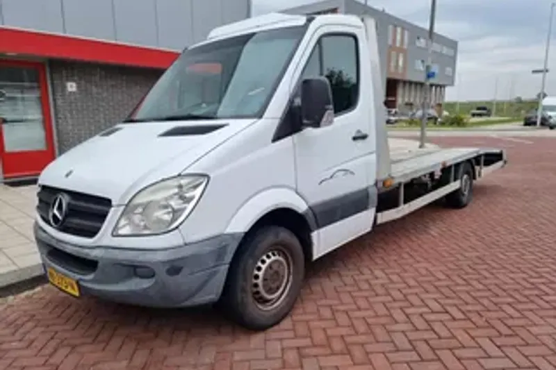 Mercedes-Benz Sprinter (2010)