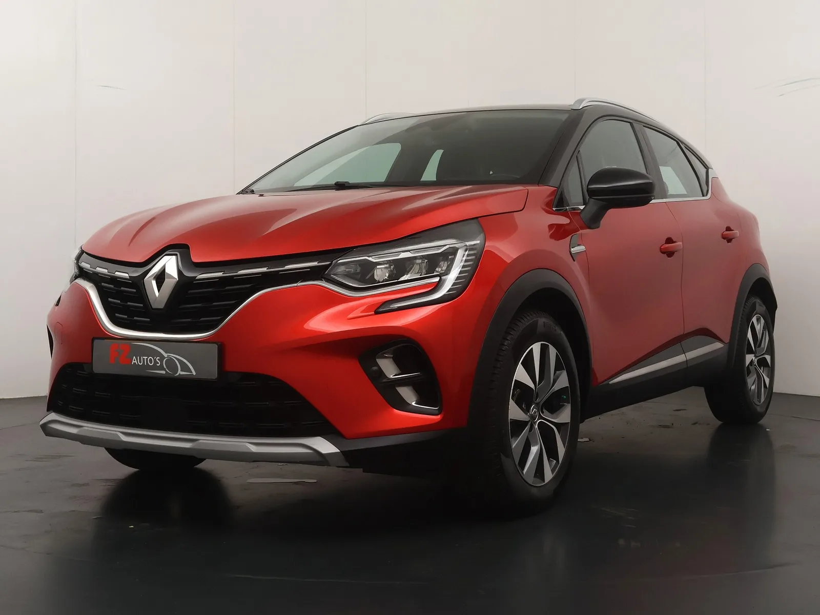 Renault Captur (2020) — foto 1
