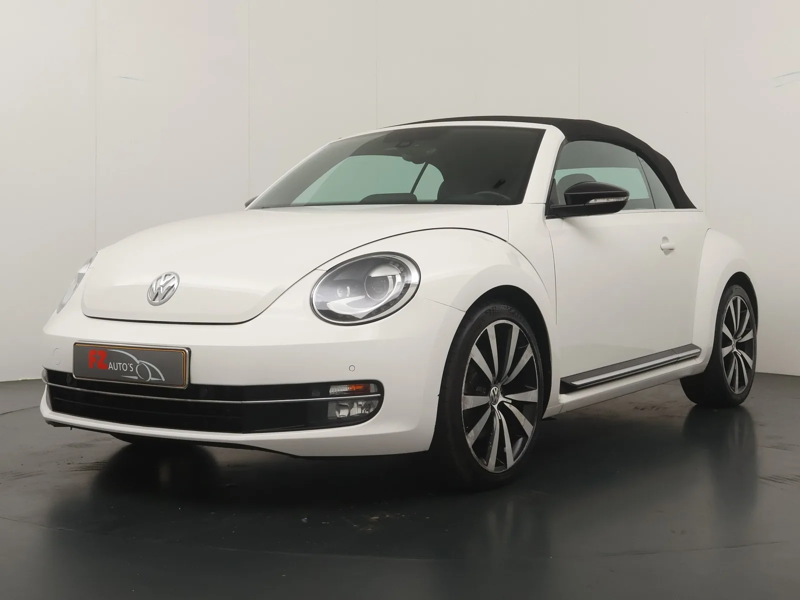 Volkswagen Beetle (2013) — foto 1