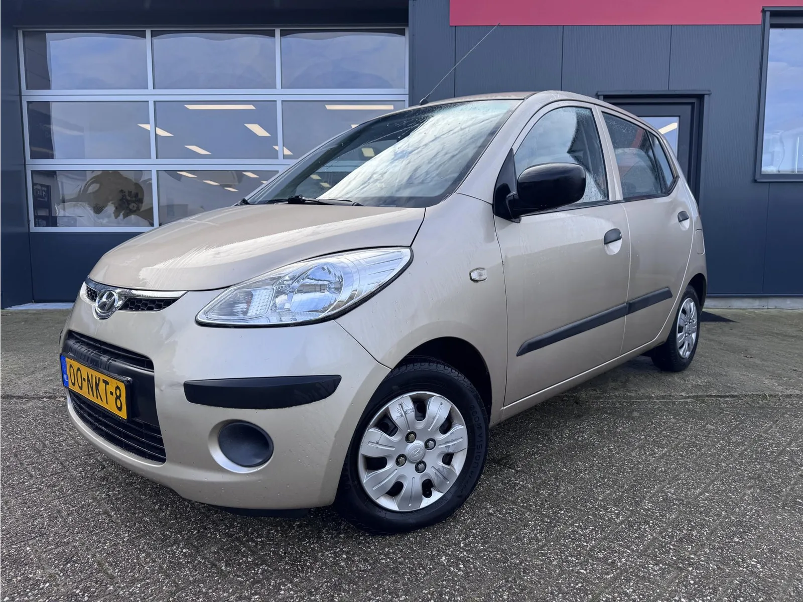 Hyundai i10 (2010) — foto 1
