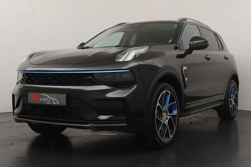 Lynk & Co 01 (2022)