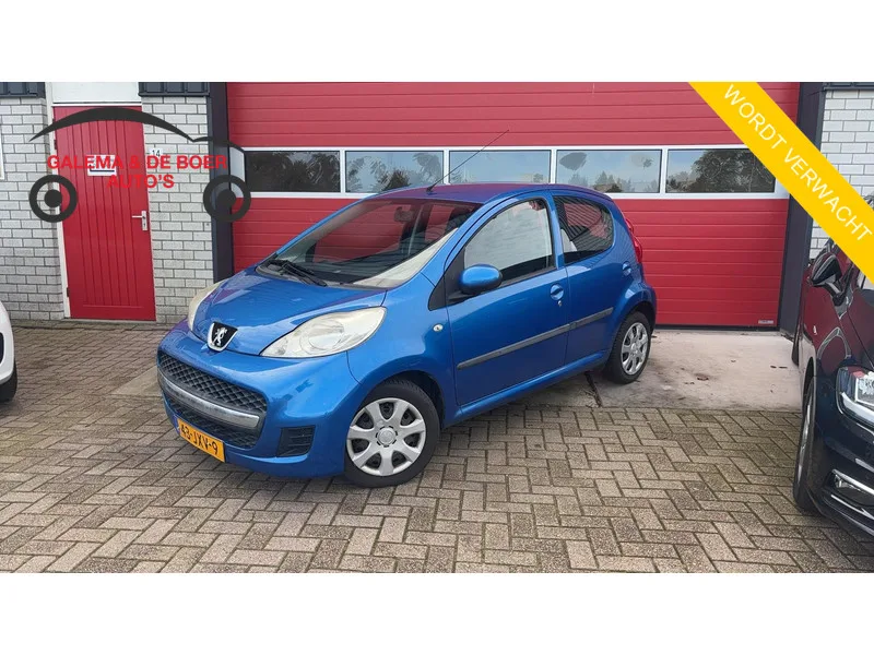 Peugeot 107 (2009) — foto 1