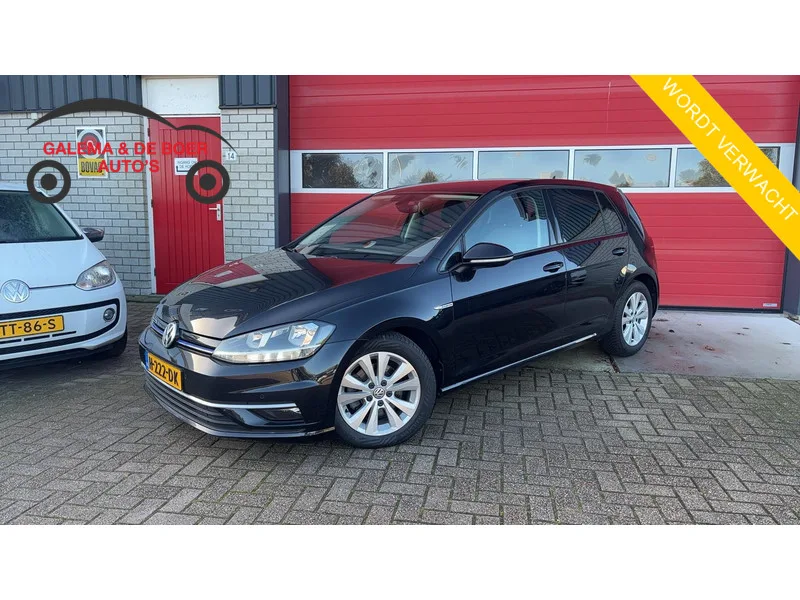 Volkswagen Golf (2020) — foto 1