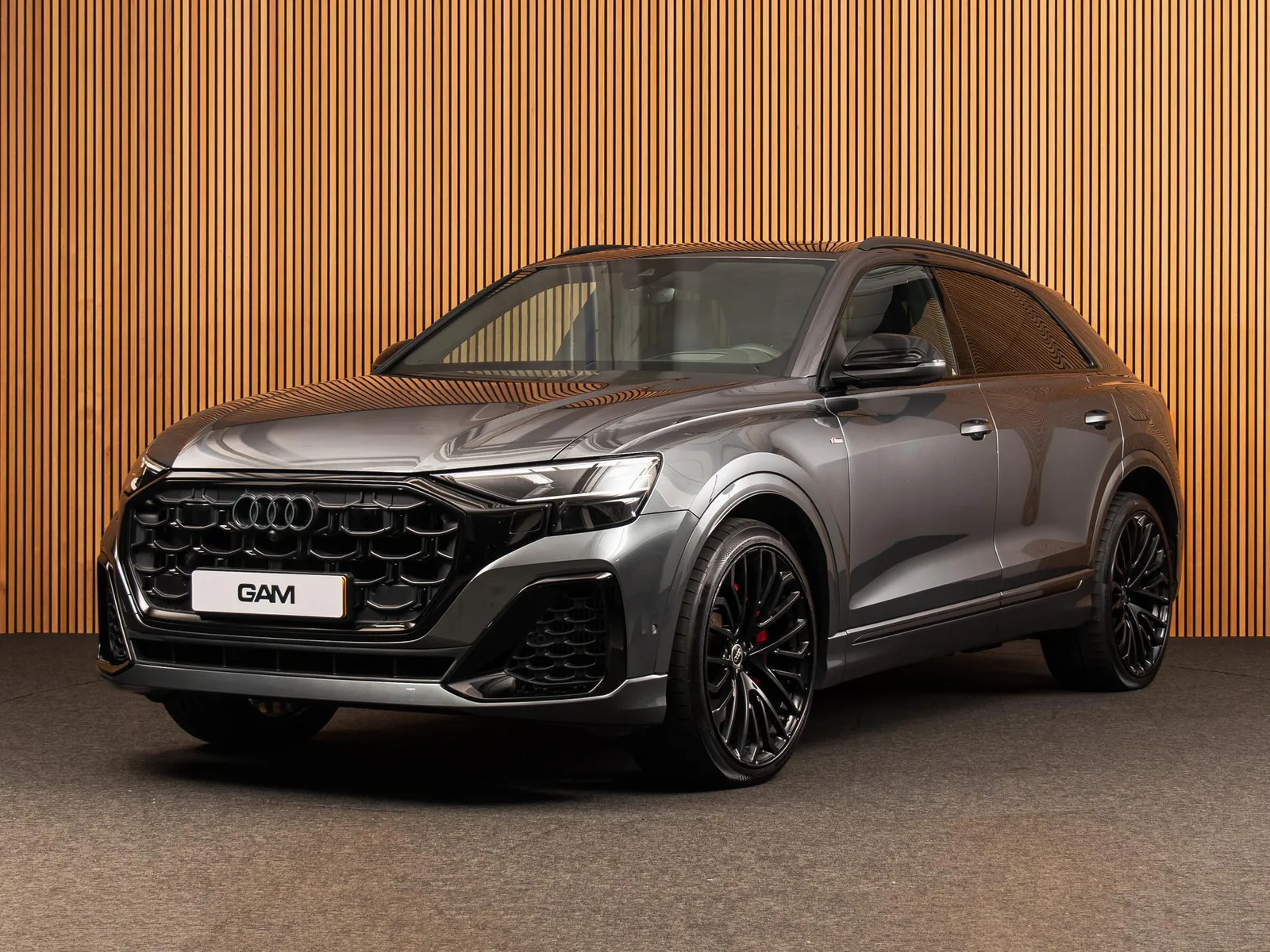 Audi Q8 (2025) — foto 1