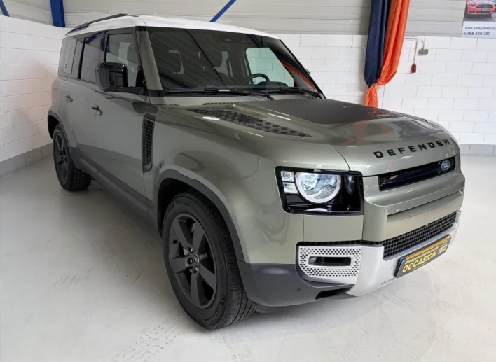 Land Rover Defender (2023) — foto 1