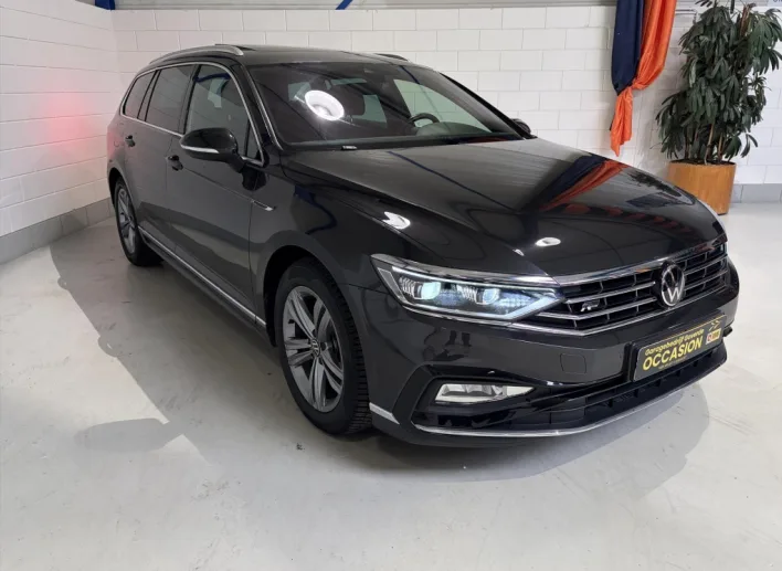 Volkswagen Passat (2020) — foto 1