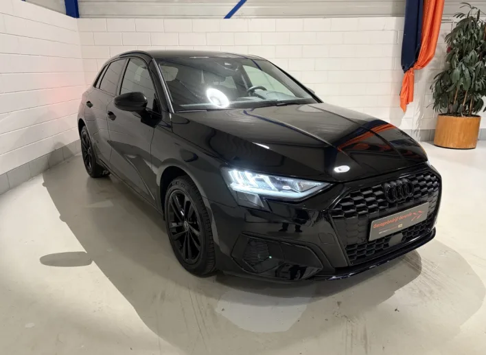 Audi A3 (2022) — foto 1