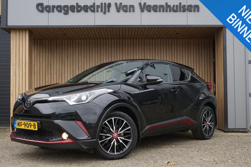Toyota C-HR (2017)