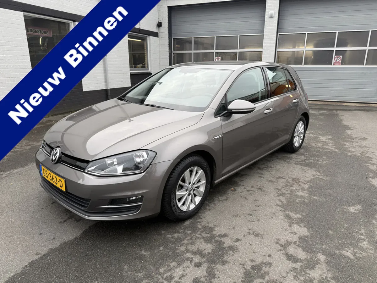 Volkswagen Golf (2015) — foto 1