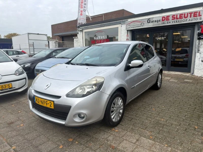 Renault Clio (2010) — foto 1