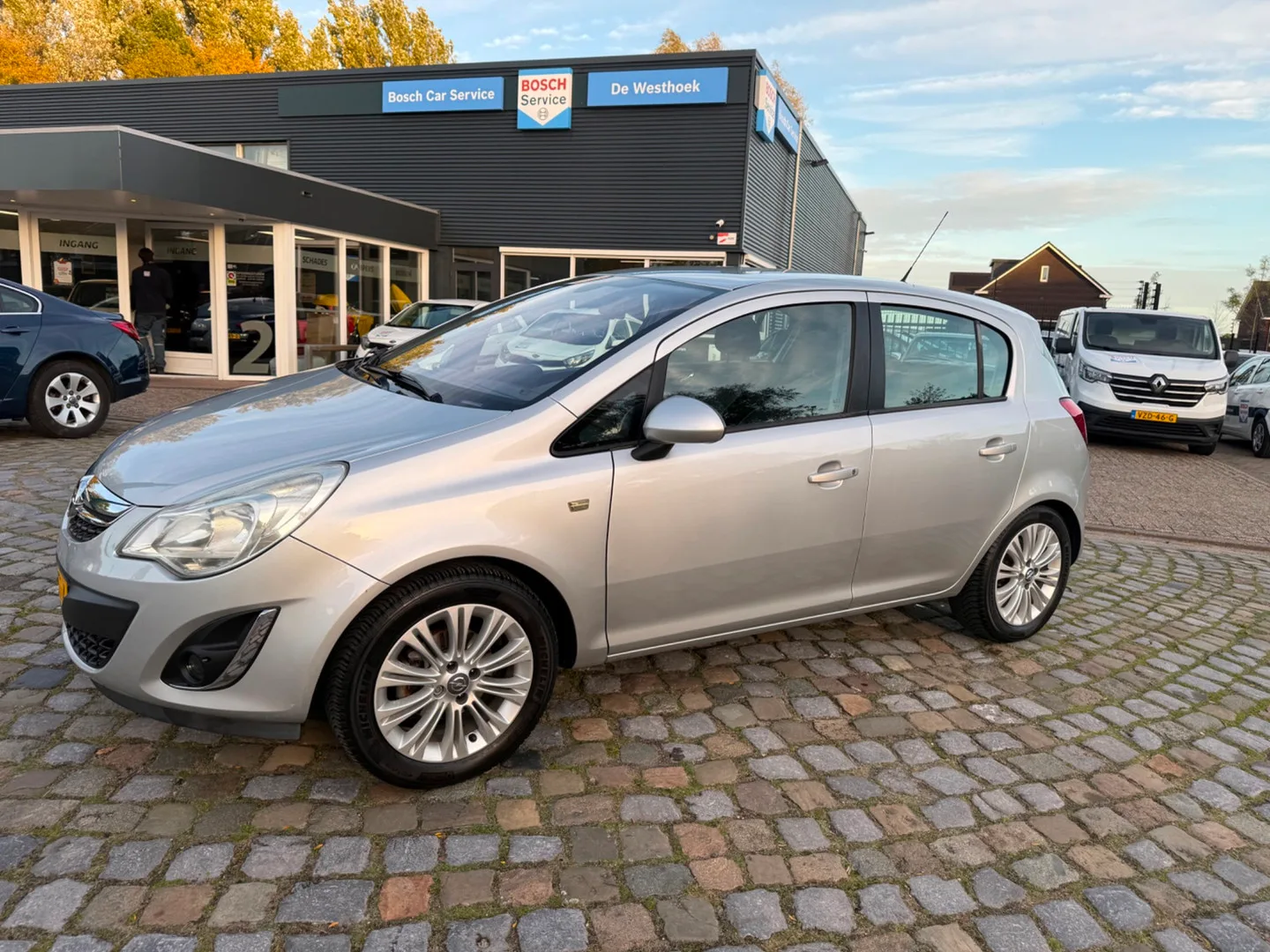 Opel Corsa (2012) — foto 1