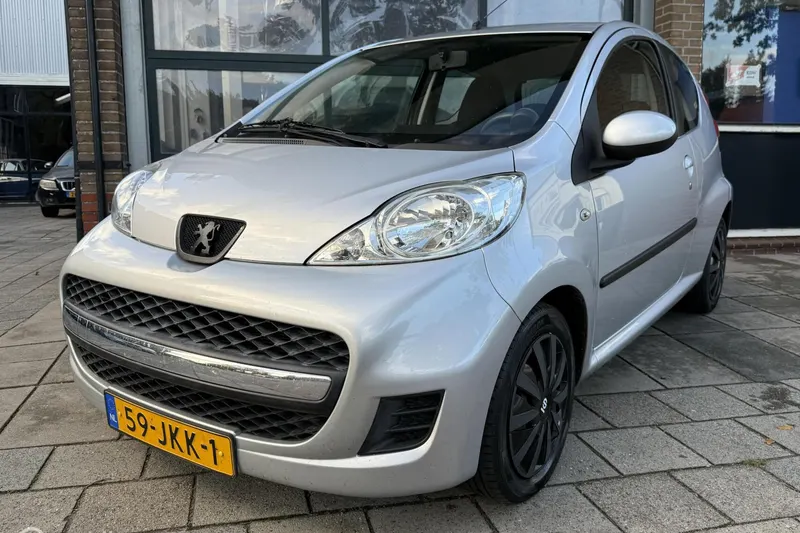 Peugeot 107 (2009)