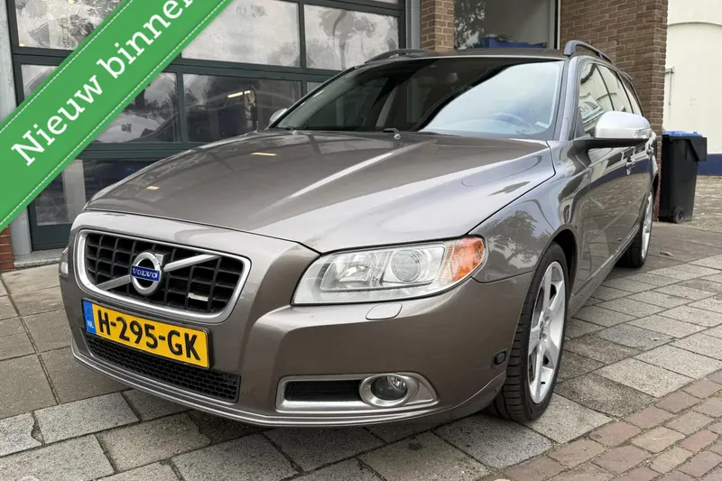 Volvo V70 (2010)