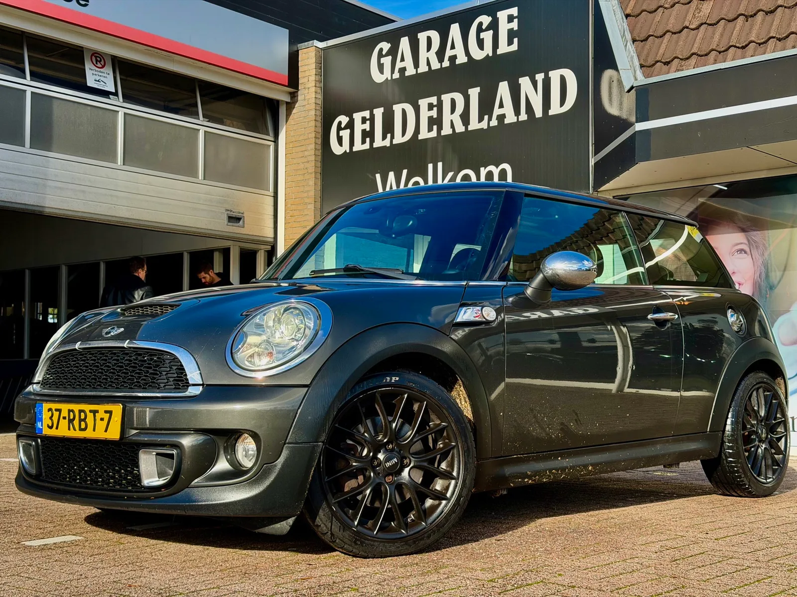 MINI Cooper S (2011) — foto 1