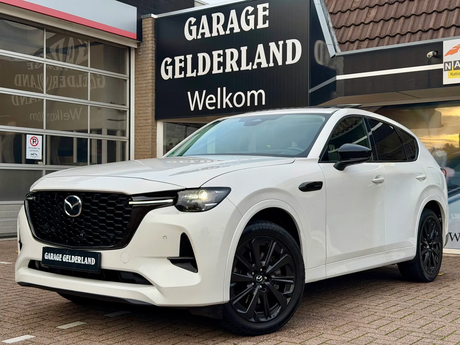 Mazda CX-60 (2023) — foto 1