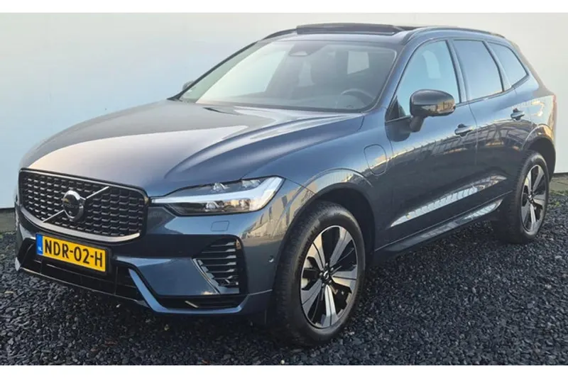 Volvo XC60 (2025)