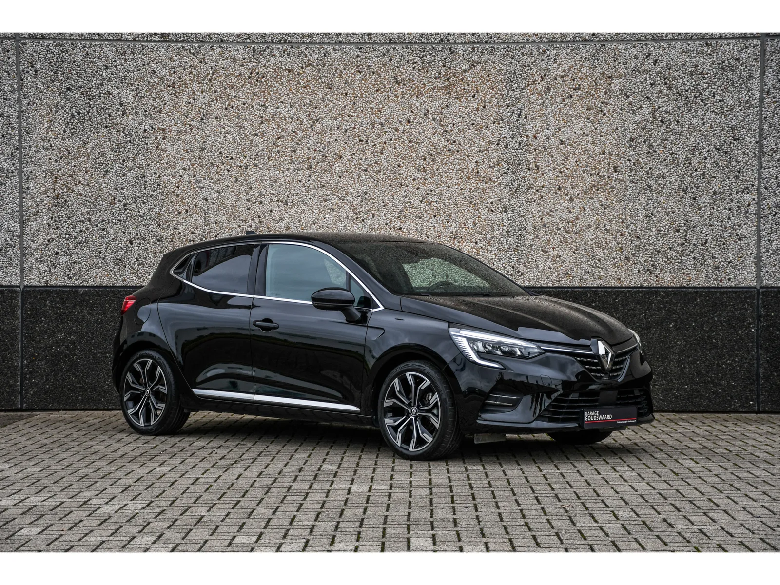 Renault Clio (2023) — foto 1