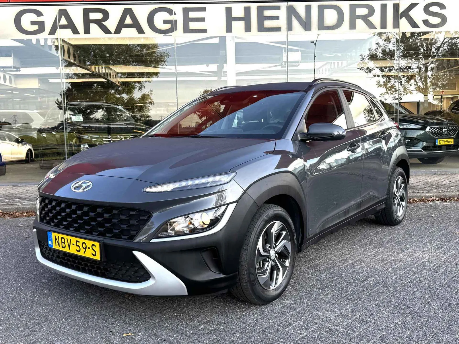 Hyundai Kona (2023) — foto 1
