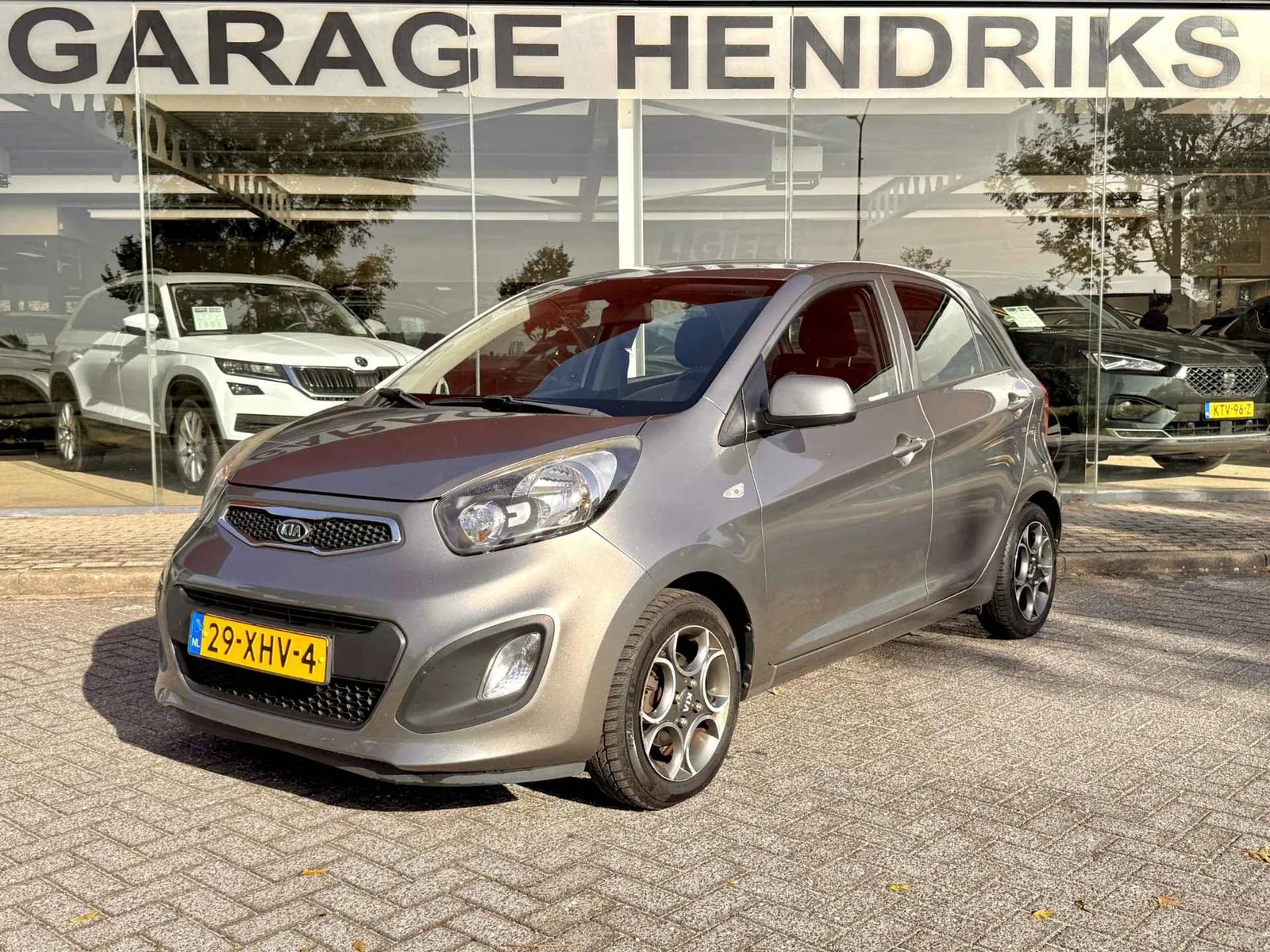 Kia Picanto (2012) — foto 1