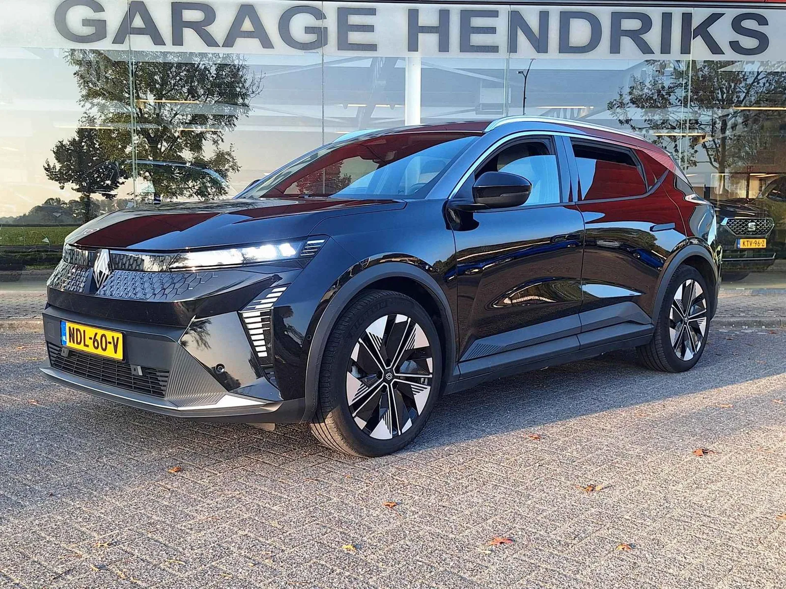 Renault Scenic E-Tech (2025) — foto 1