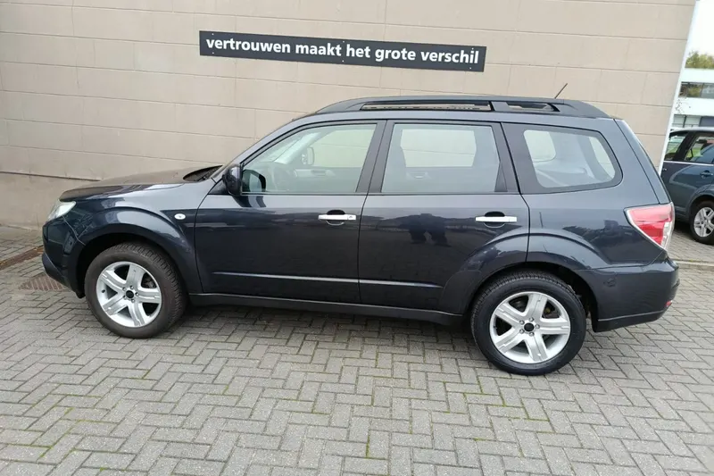 Subaru Forester (2010)