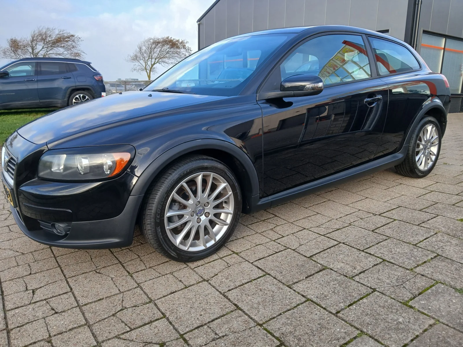 Volvo C30 (2008) — foto 1