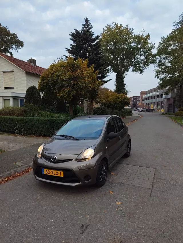 Toyota Aygo (2012) — foto 1