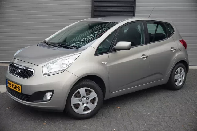 Kia Venga (2012) — foto 1