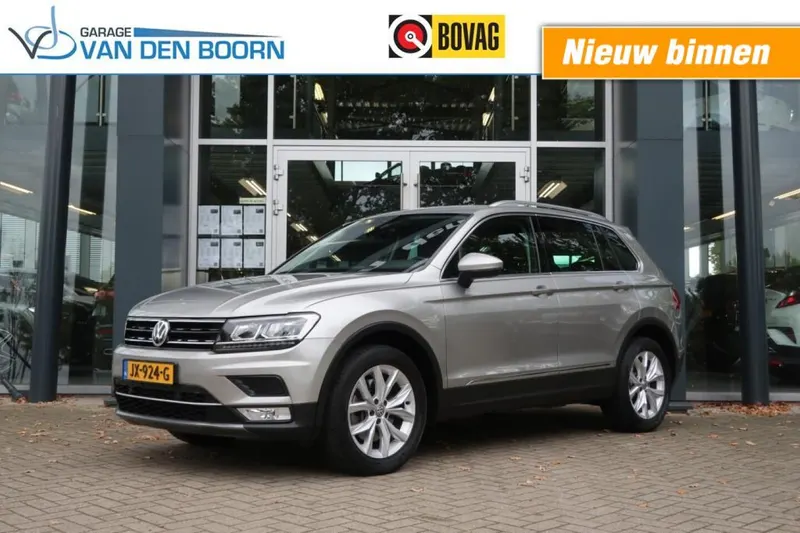 Volkswagen Tiguan (2016)