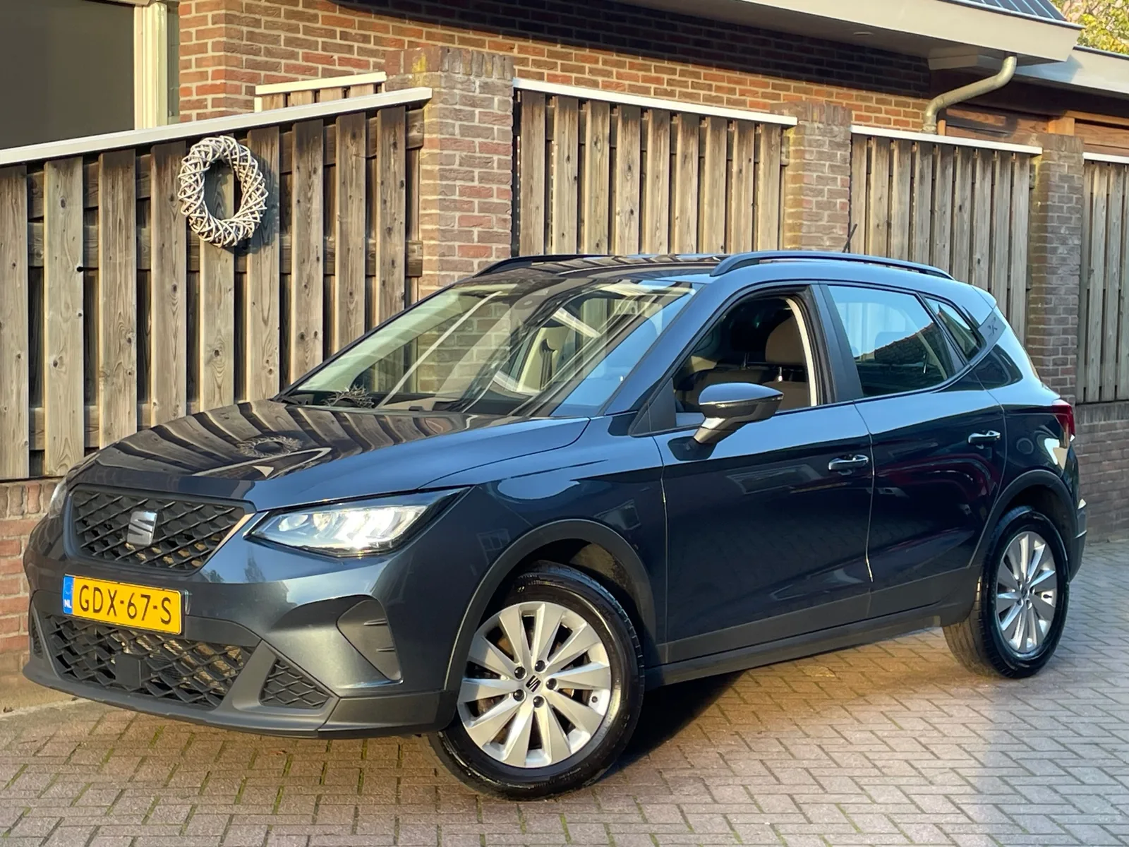 SEAT Arona (2024) — foto 1