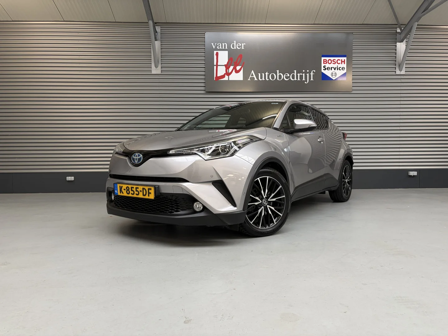 Toyota C-HR (2018) — foto 1