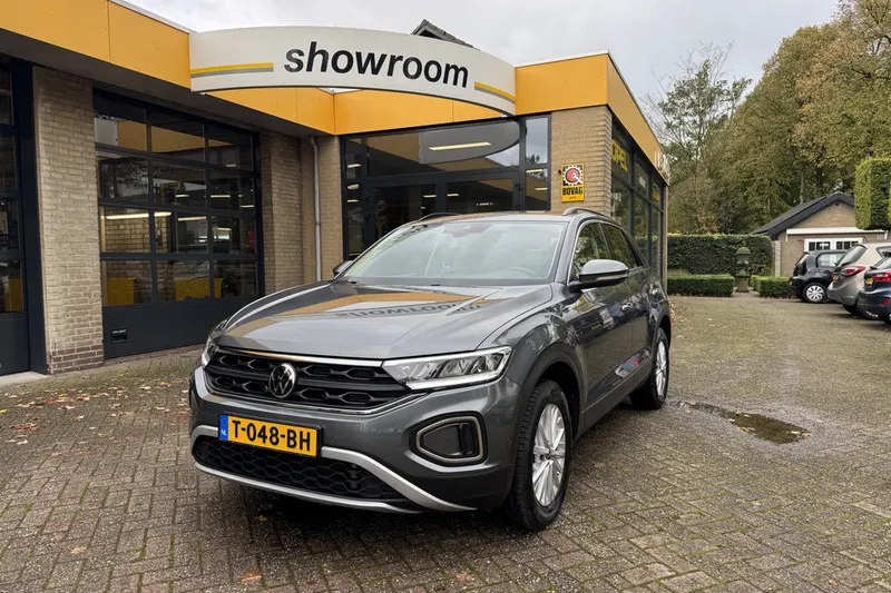 Volkswagen T-Roc (2022)