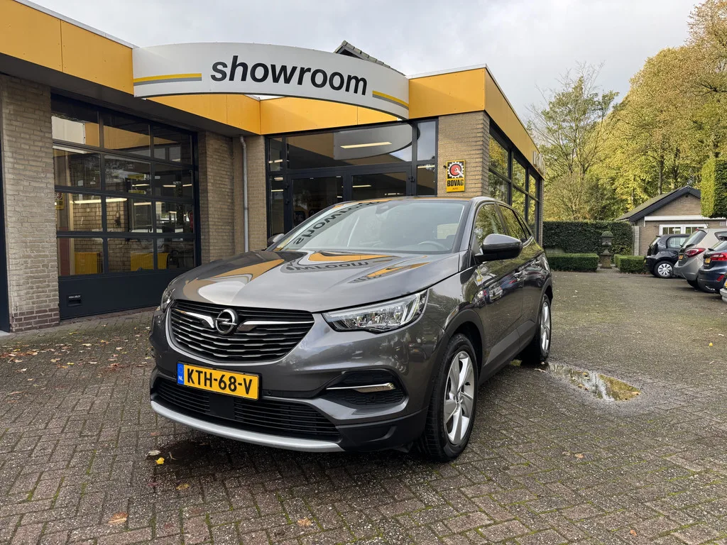 Opel Grandland (2021) — foto 1