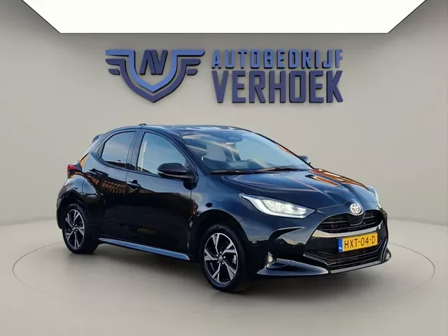 Toyota Yaris (2025) — foto 1