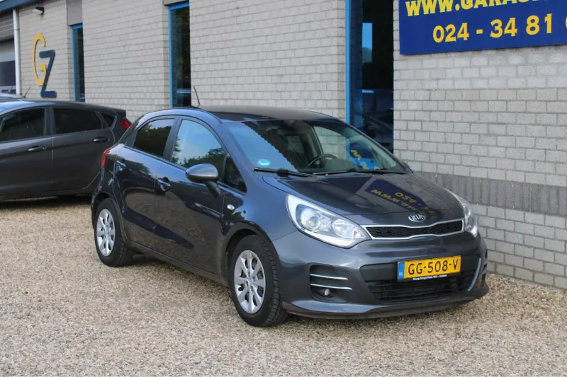 Kia Rio (2015)