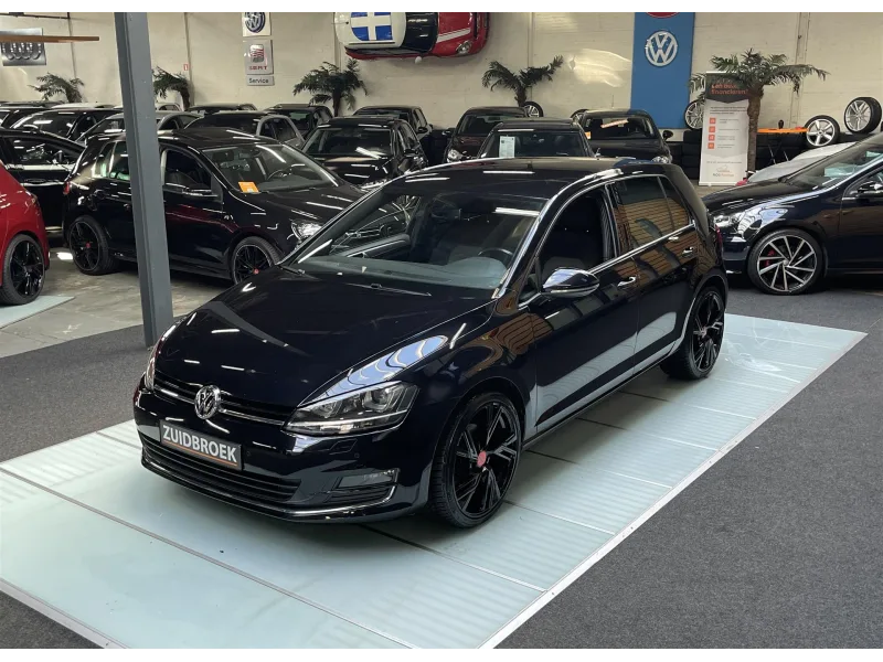 Volkswagen Golf (2013) — foto 1