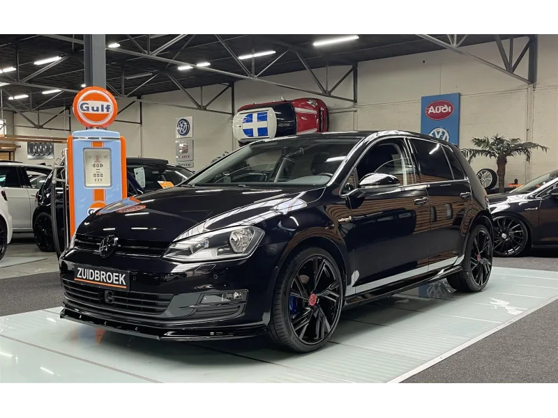 Volkswagen Golf (2012) — foto 1