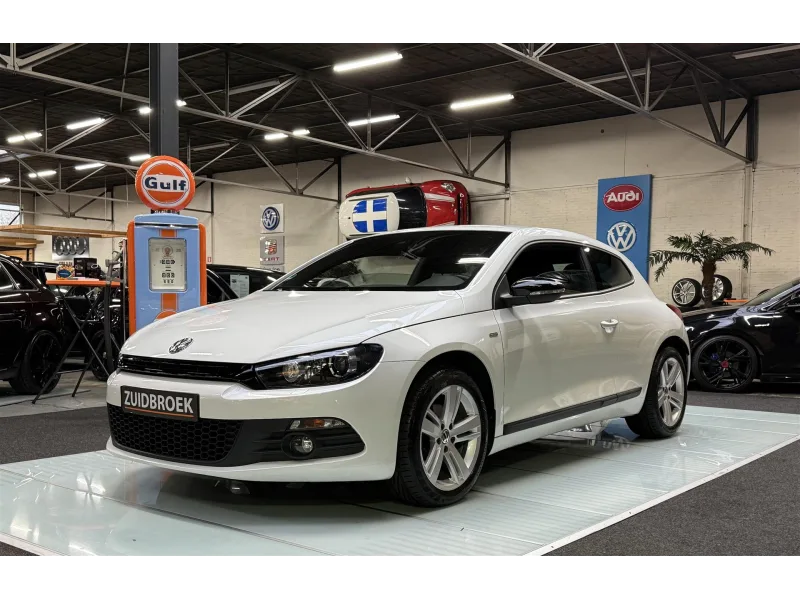 Volkswagen Scirocco (2012) — foto 1