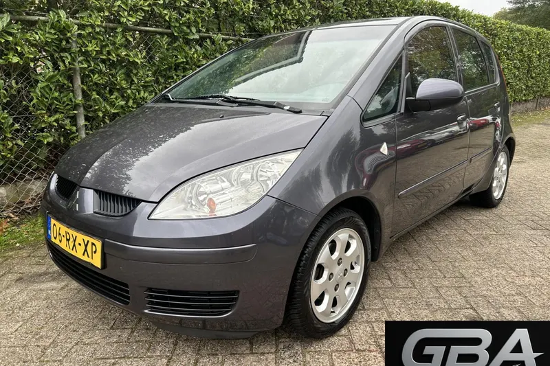 Mitsubishi Colt (2005)