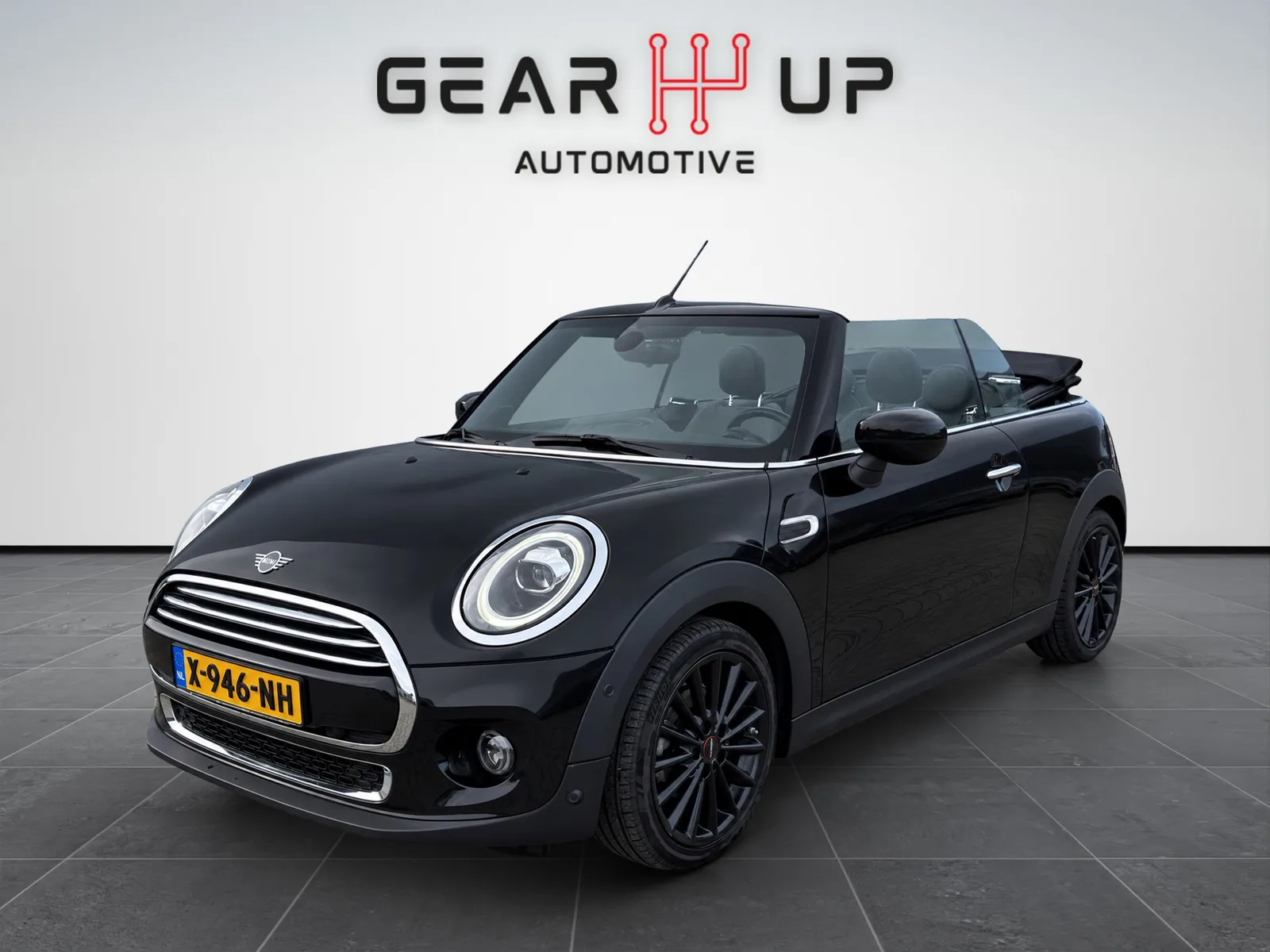 MINI Cabrio (2020) — foto 1