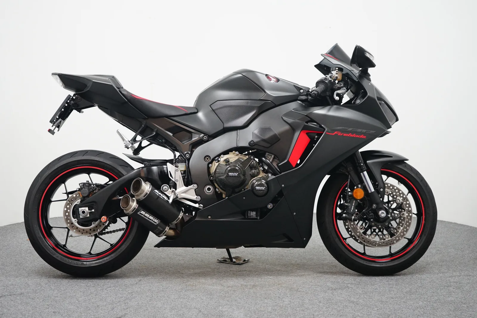 Honda CBR 1000 RR Fireblade (2018) — foto 1