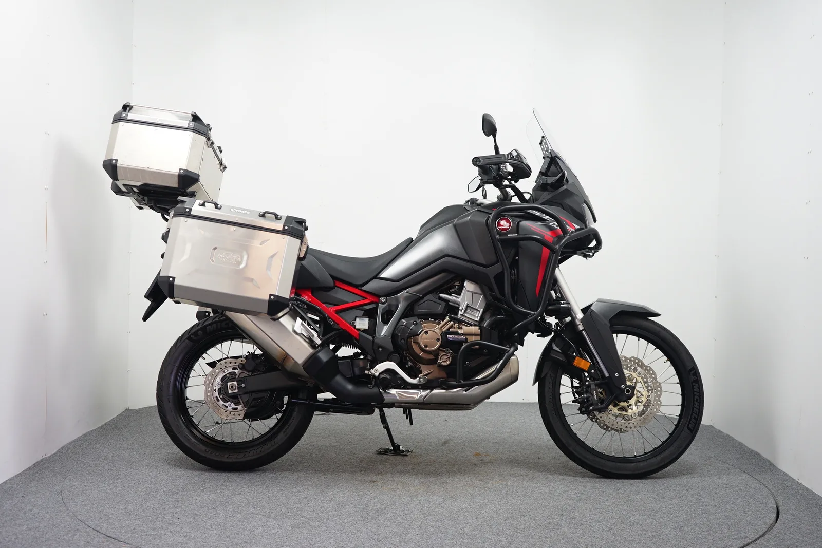 Honda CRF 1100 L Africa Twin (2020) — foto 1