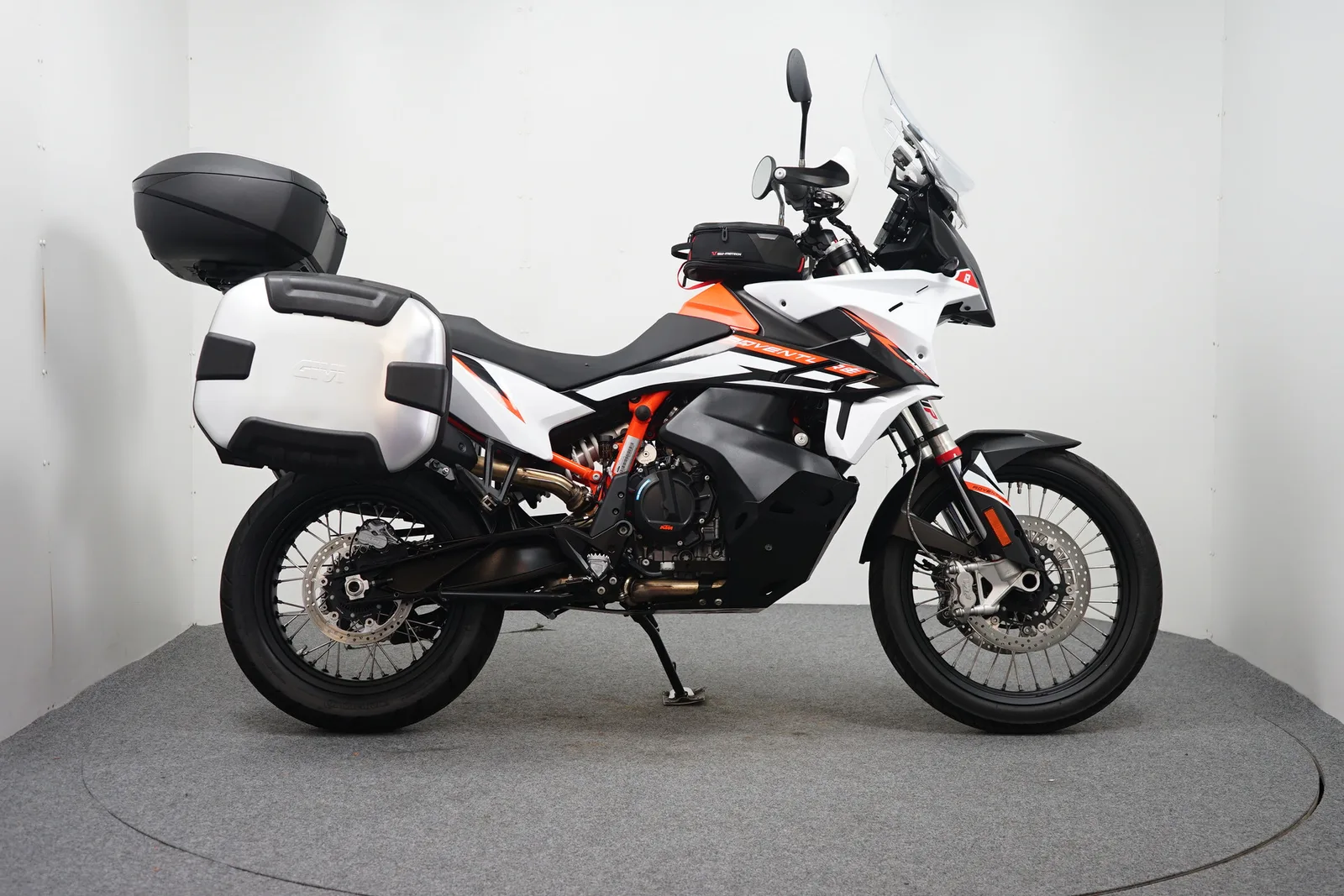 KTM 890 Adventure R (2022) — foto 1