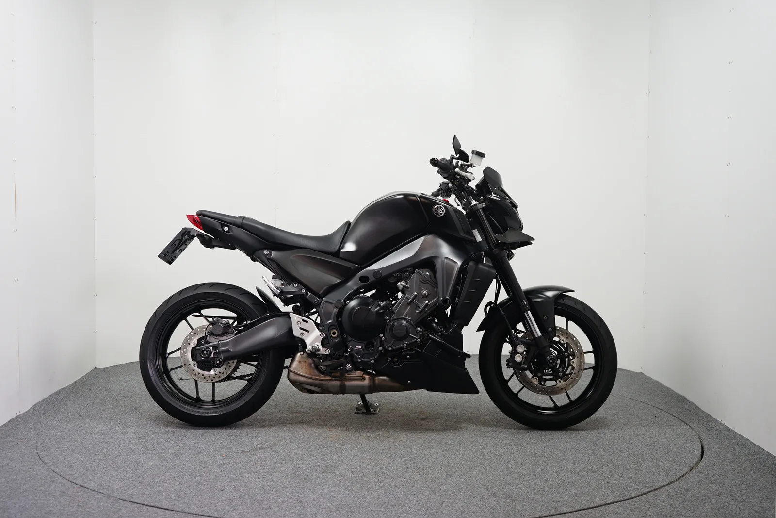 Yamaha MT-09 (2024) — foto 1