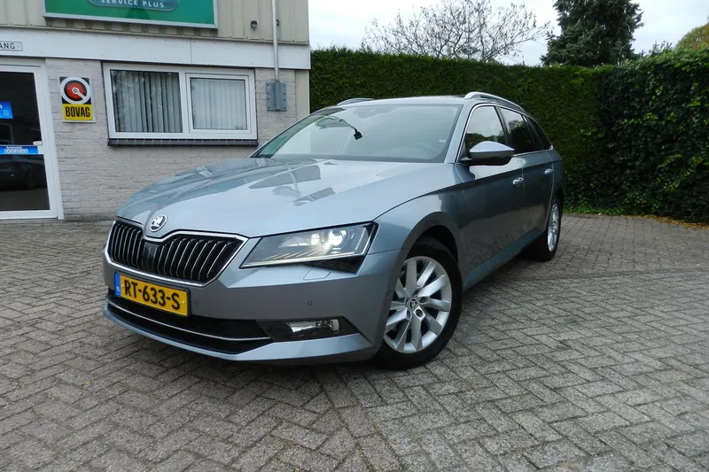 Škoda Superb (2018)