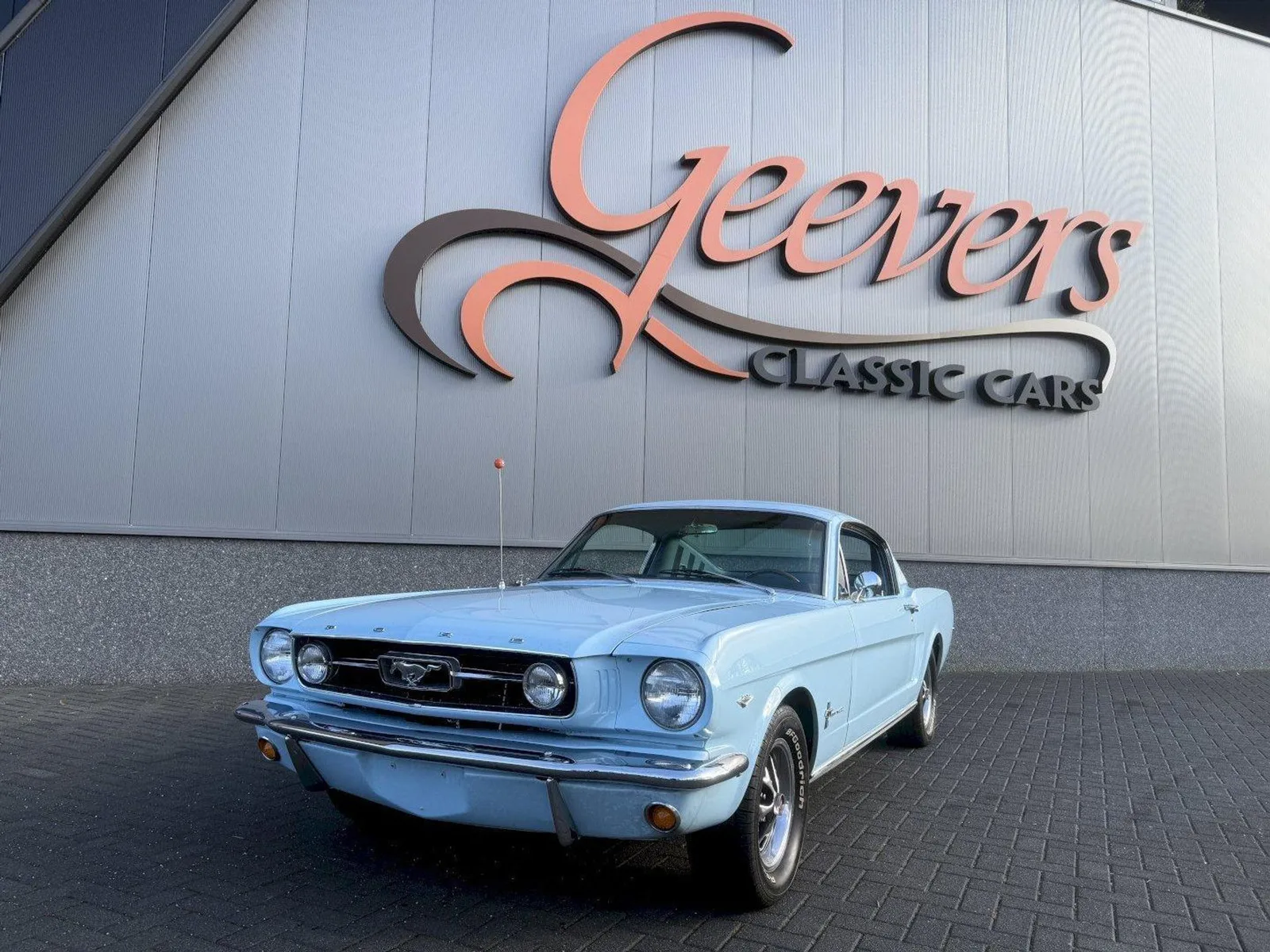 Ford Mustang (1966) — foto 1