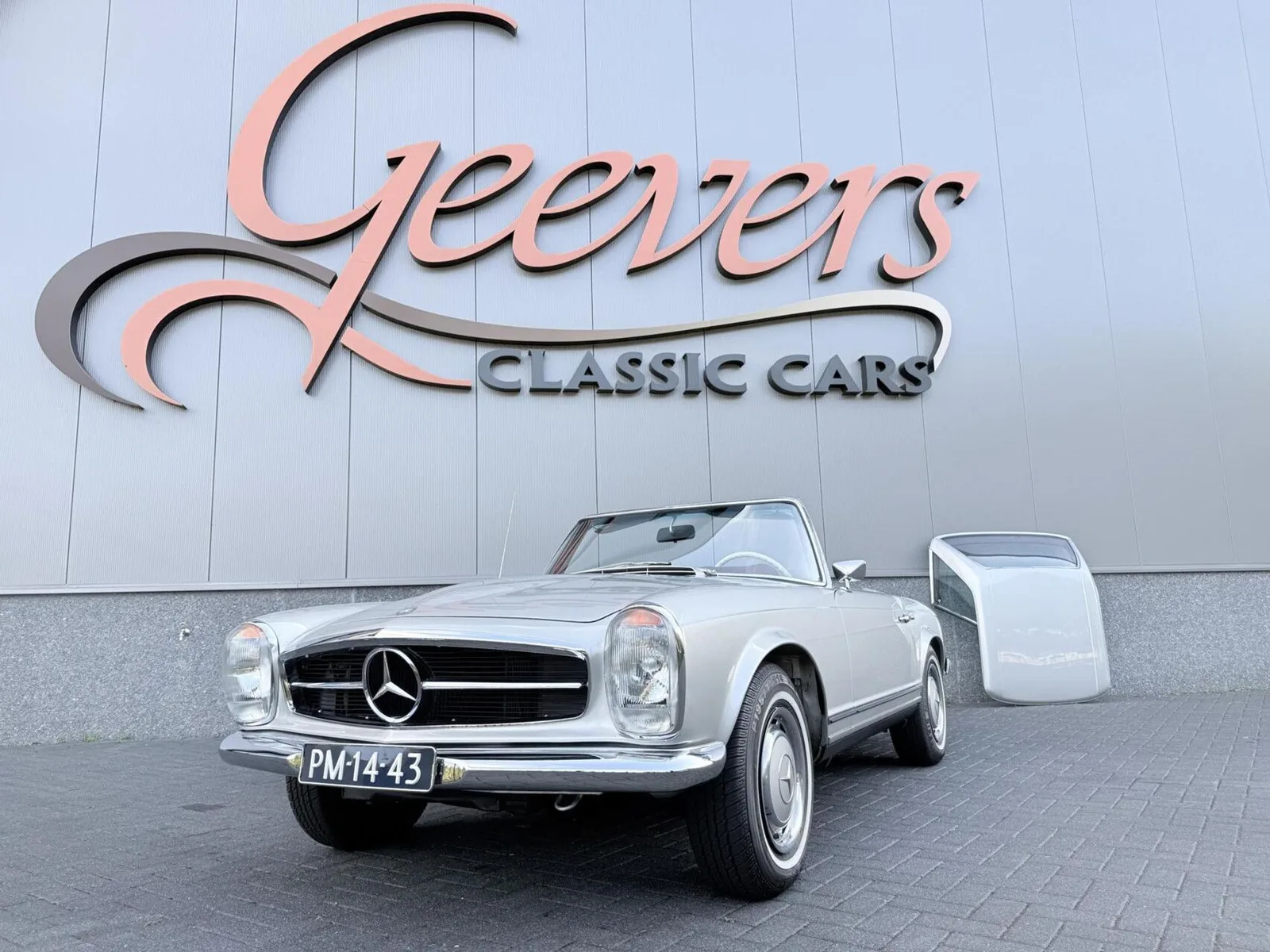 Mercedes-Benz SL-Klasse (1968) — foto 1