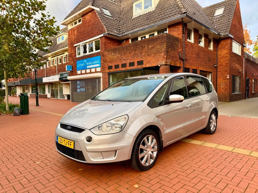Ford S-Max (2006) — foto 1