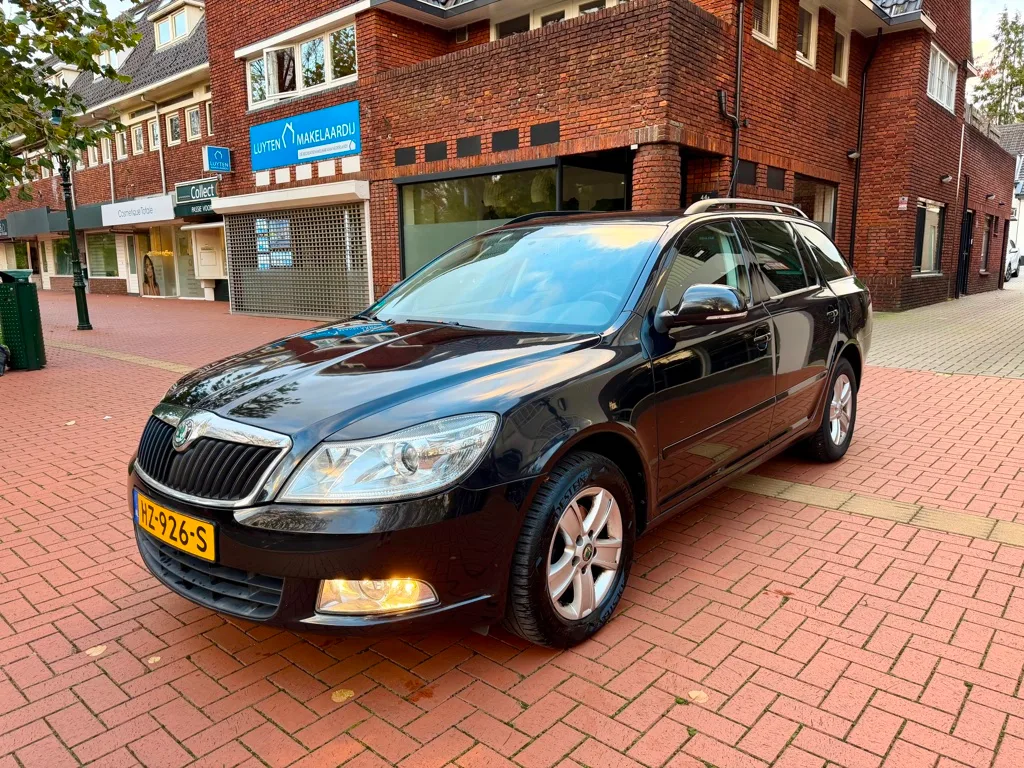 Škoda Octavia (2010) — foto 1